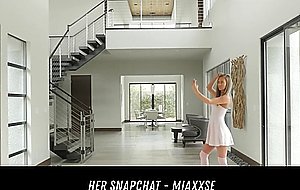Selfie Taking Fucked After Pussy Scrub HER SNAPCHAT MIAXXSE