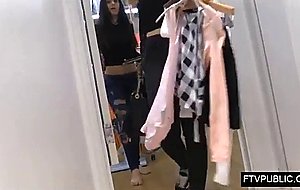 Upskirt cameltoe in girls changing room