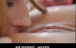Ice On Her Wet Pussy HER SNAPCHAT MIAXXSE