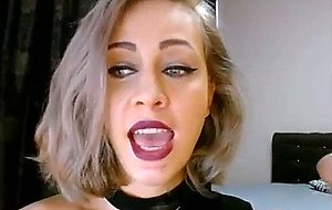 Horny milf sucks dicksnapchat: iristeen