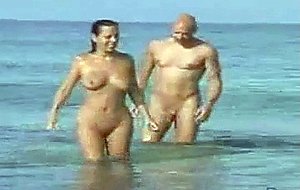 Beach sex porno videos