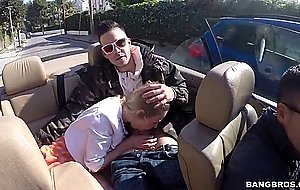 Lolly gartner sucks dick on the backseat in the cabrio