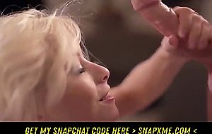 Handjob And A Blowjob HER SNAPCHAT HERE SNAPXMECOM