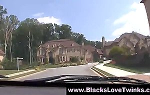 White guy sucking cock in car