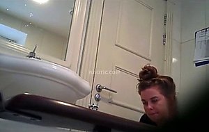 Female uses work bathroom to masturbate