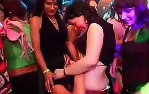 Amateur girls let loose and suck male strippers  