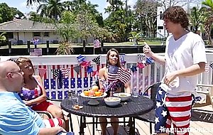 Spending the 4th of july celebrating with my family and banging my stepsister – nude girls
