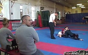 Wrestling dyke pussylicked after catfight  