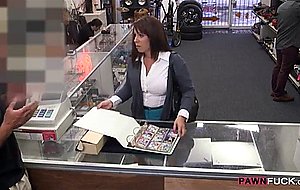 Married wife fucked by pawnshop keeper