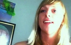 Blondie jerks off and eats her own cum from a glass sheet