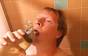 Loser showers in his own piss  
