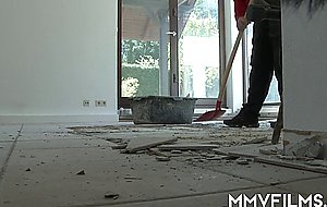 Mmv, the builders bitch