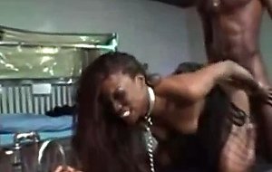 Ebony ghetto slut monique playing with a big black dong