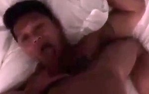 asian boy enjoys fuck & suck on bed (1'44'')