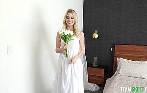 Jill kassidy- wedding dress shenanigans