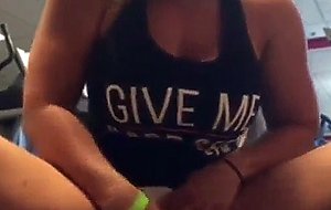 Fit girl fingering her pussy in the gym vidshort